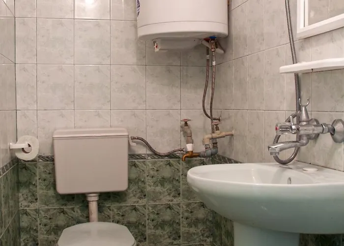 New Worker - Wo Za Diman Maison d'hôtes 2*